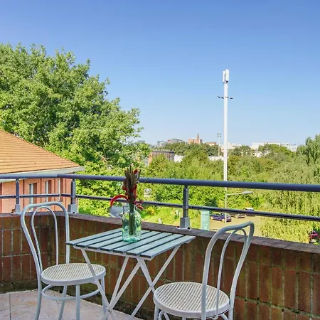 Bright One-bedroom In - Welkeys Apartament Villeneuve-d'Ascq